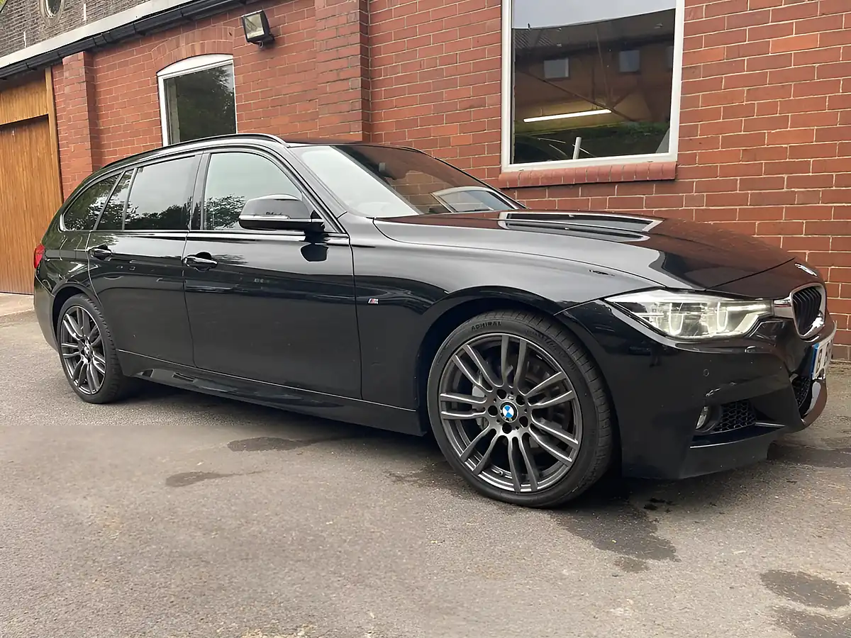 Used 2017 BMW 3 Series M Sport Touring Black - Front View
