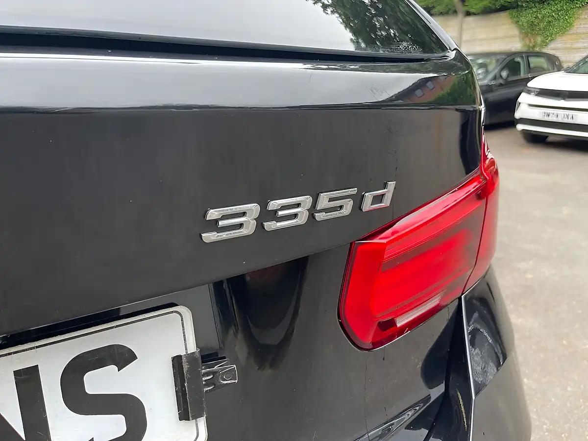 Used 2017 BMW 3 Series M Sport Touring Black - Interior and Exterior details 18