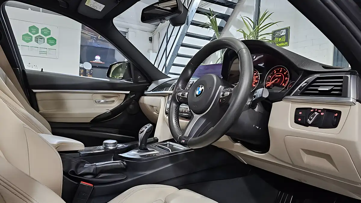 Used 2017 BMW 3 Series M Sport Touring Black - Interior and Exterior details 18