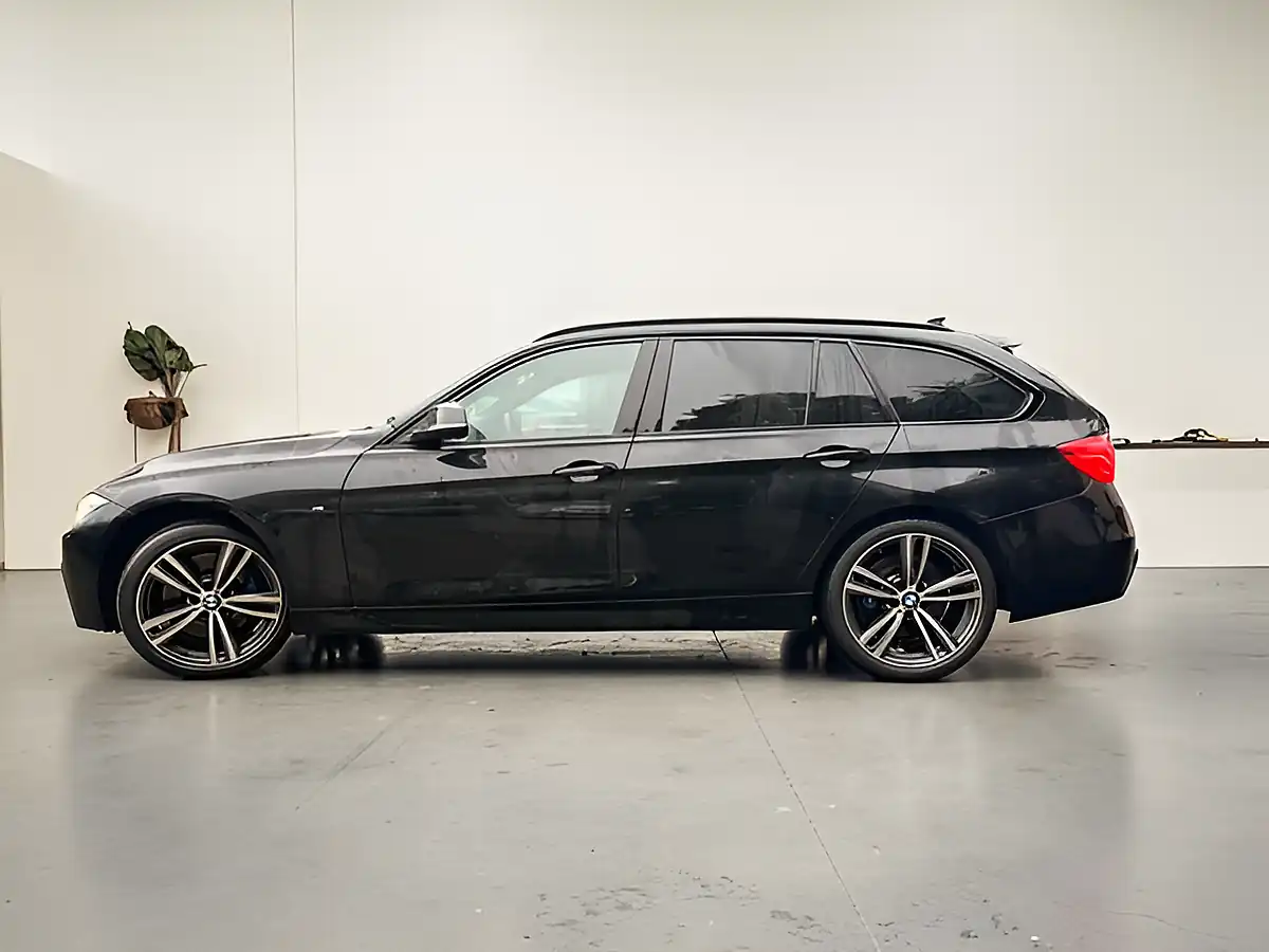 Used 2017 BMW 3 Series M Sport Touring Black - Interior and Exterior details 3