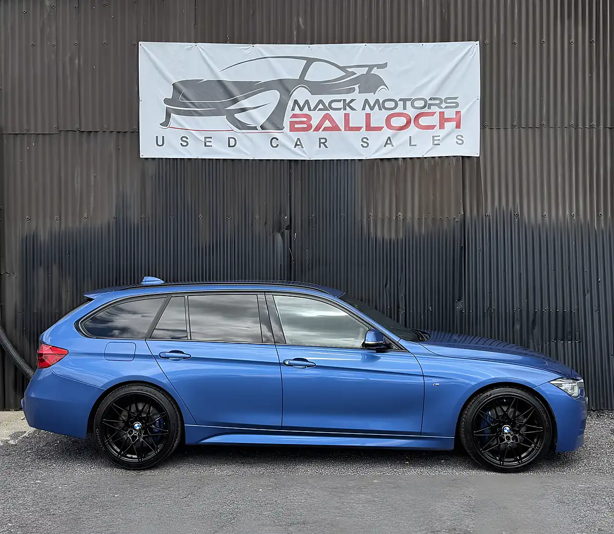 Used 2017 BMW 3 Series M Sport Touring Blue - Interior and Exterior details 4