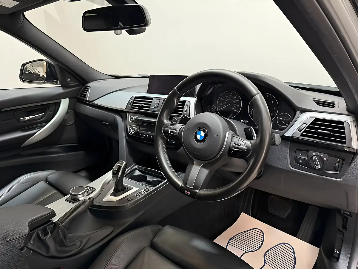 Used 2017 BMW 3 Series M Sport Touring Silver - Interior and Exterior details 15