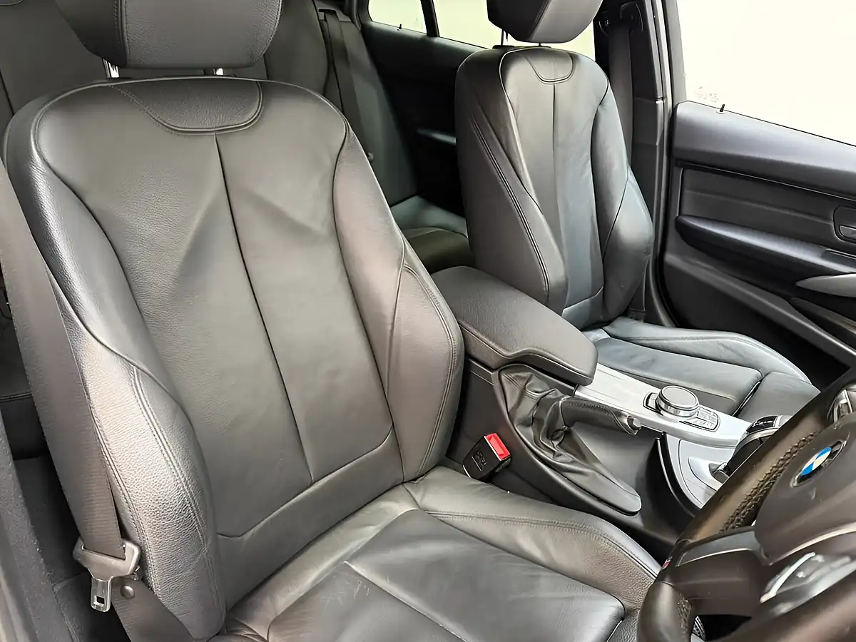 Used 2017 BMW 3 Series M Sport Touring Silver - Interior and Exterior details 16