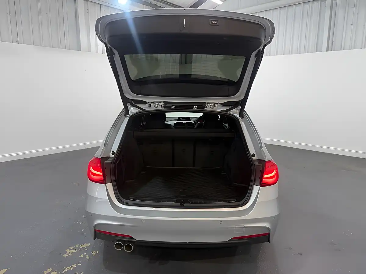 Used 2017 BMW 3 Series M Sport Touring Silver - Interior and Exterior details 10
