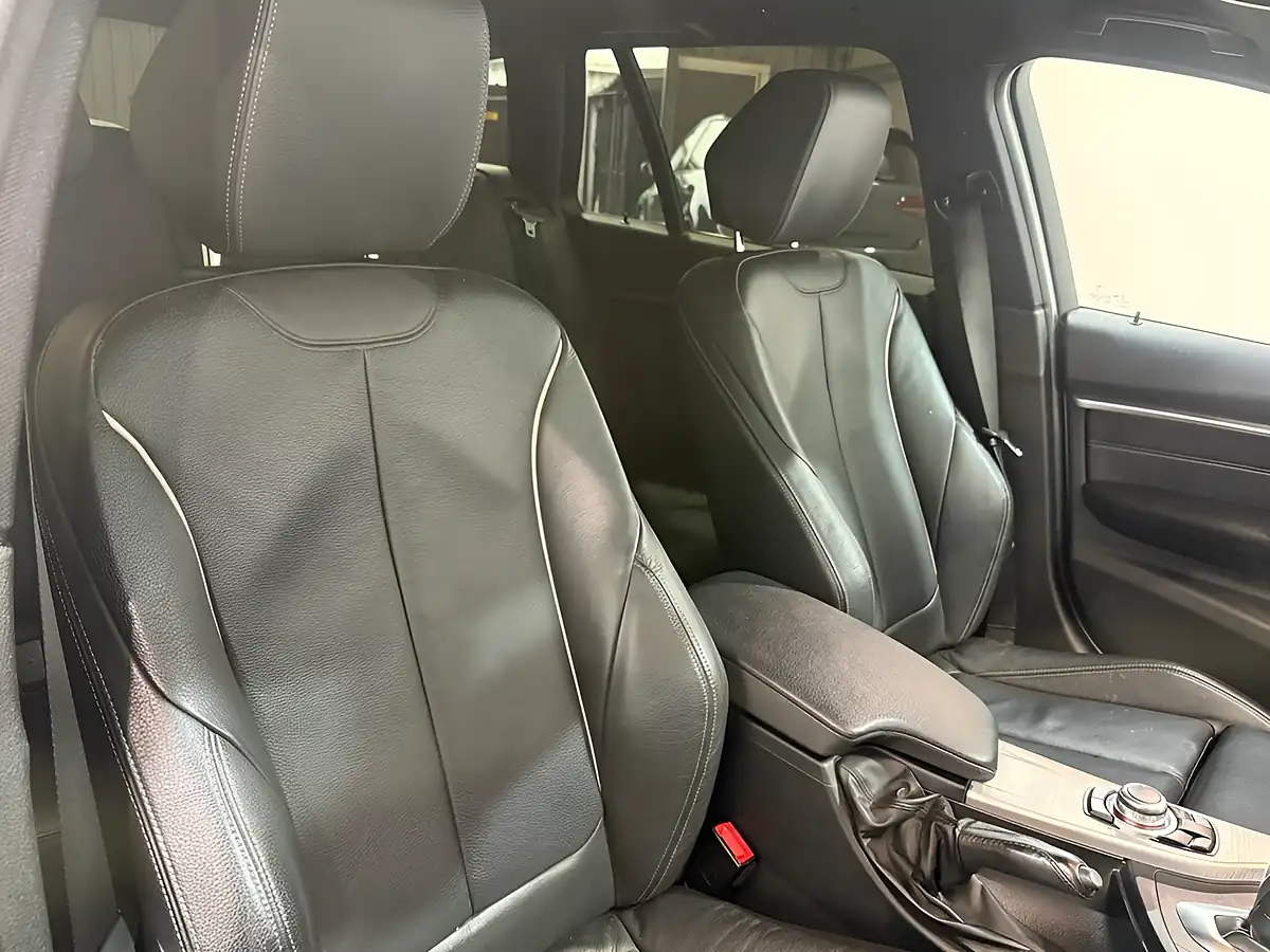 Used 2017 BMW 3 Series M Sport Touring Silver - Interior and Exterior details 12
