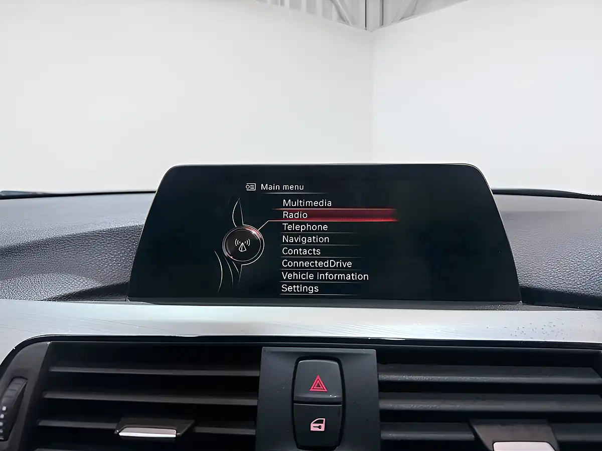 Used 2017 BMW 3 Series M Sport Touring Silver - Interior and Exterior details 18