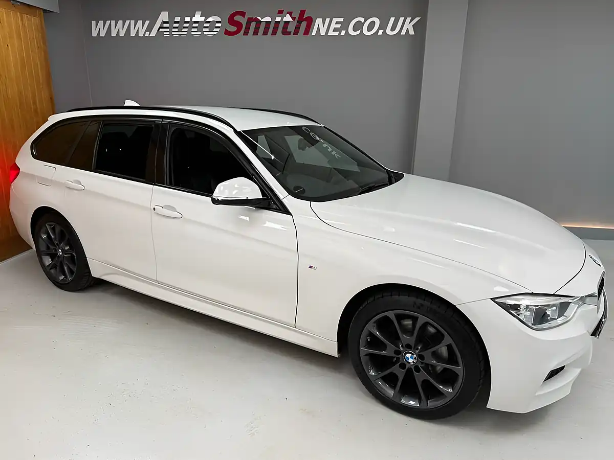 Used 2017 BMW 3 Series M Sport Touring White - Interior and Exterior details 11