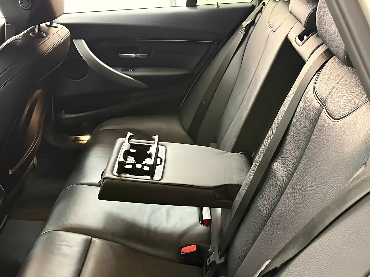 Used 2017 BMW 3 Series M Sport Touring White - Interior and Exterior details 20