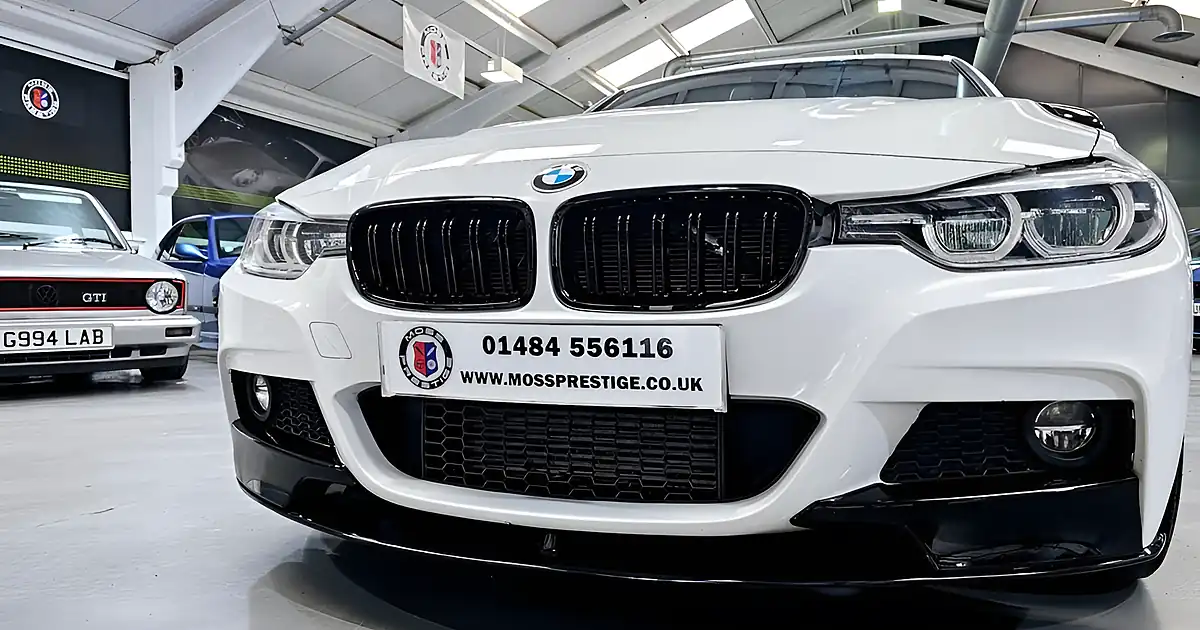 Used 2017 BMW 3 Series M Sport White - Interior and Exterior details 15