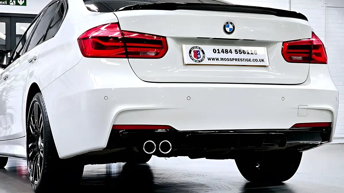 Used 2017 BMW 3 Series M Sport White - Interior and Exterior details 20