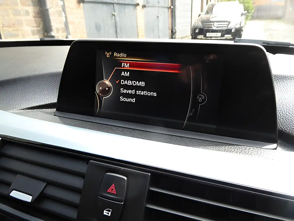 Used 2017 BMW 3 Series M Sport White - Interior and Exterior details 13