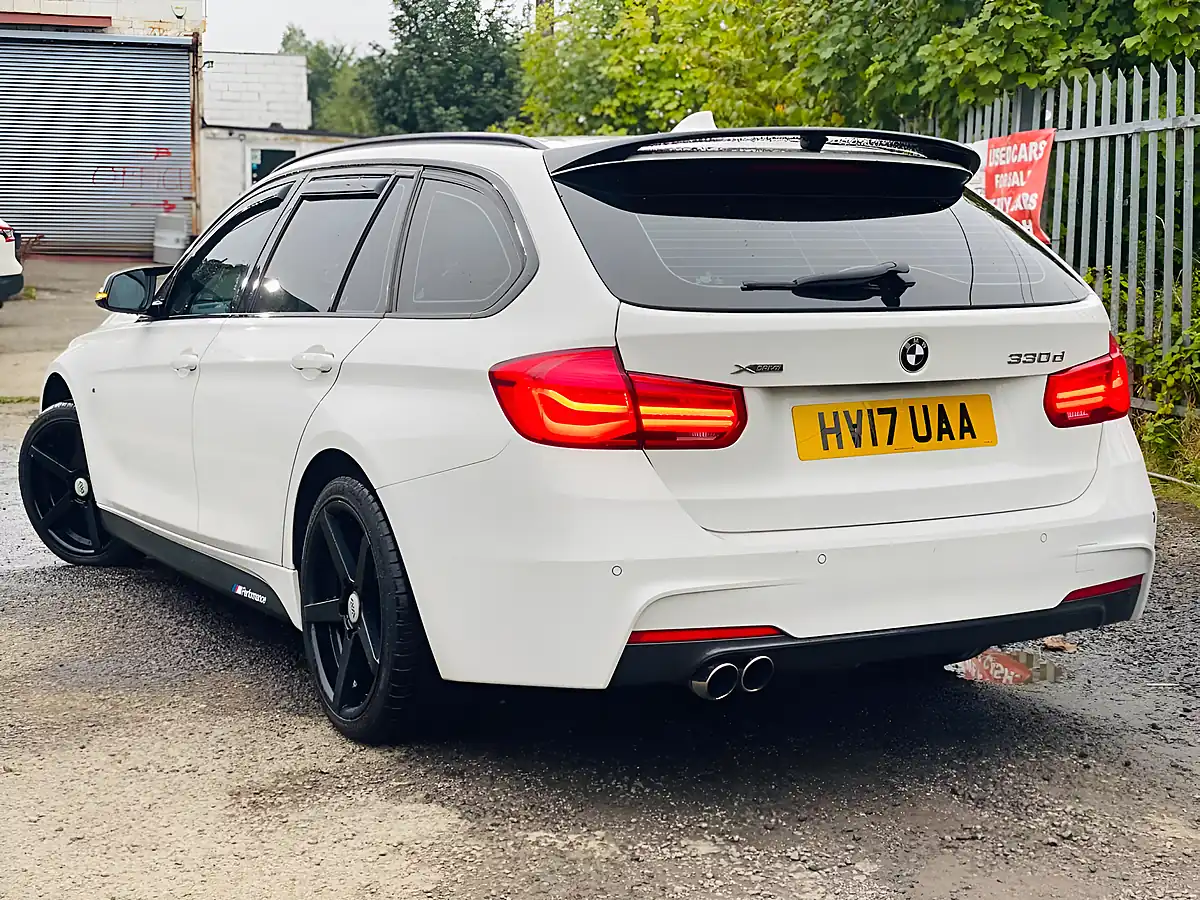 Used 2017 BMW 3 Series M Sport White - Interior and Exterior details 10