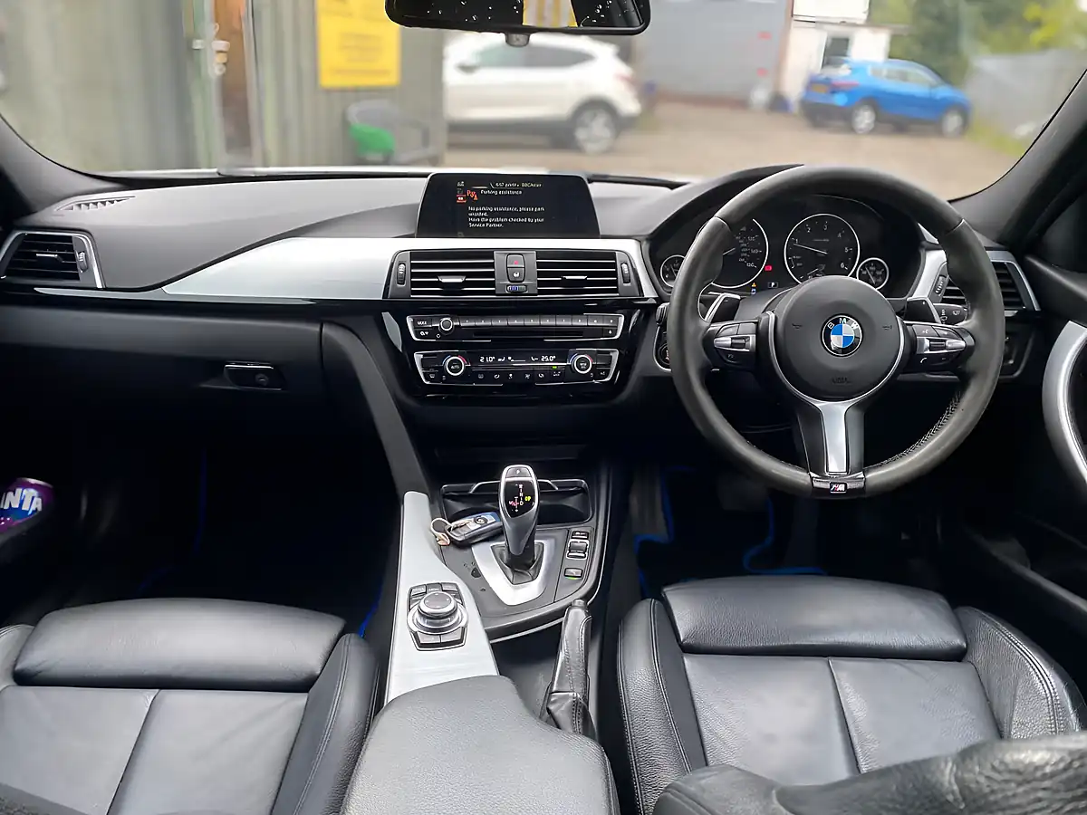 Used 2017 BMW 3 Series M Sport White - Interior and Exterior details 7