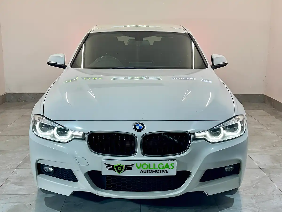 Used 2017 BMW 3 Series M Sport White - Interior and Exterior details 10