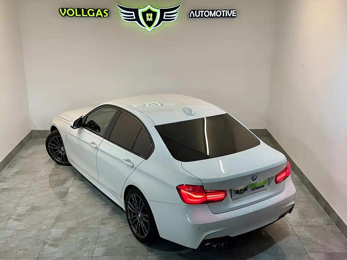 Used 2017 BMW 3 Series M Sport White - Interior and Exterior details 4