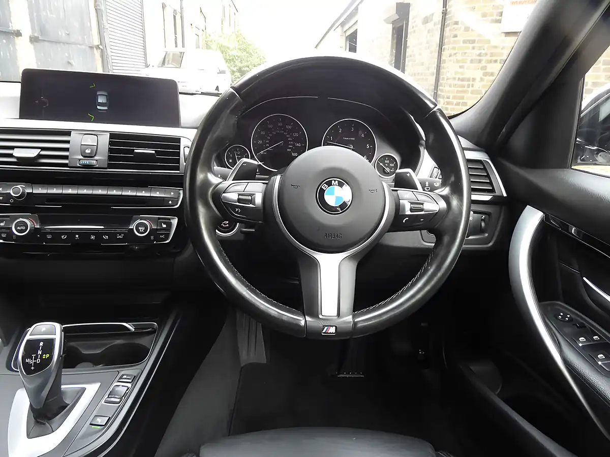 Used 2017 BMW 3 Series M Sport White - Interior and Exterior details 12