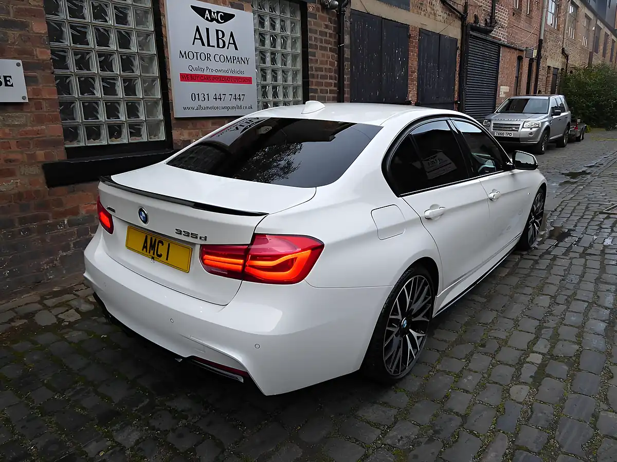 Used 2017 BMW 3 Series M Sport White - Interior and Exterior details 6