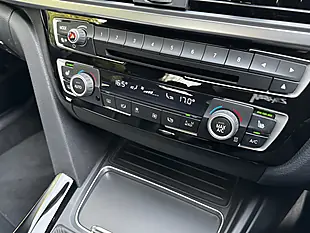 Used 2017 BMW 3 Series Se Black - Interior and Exterior details 20