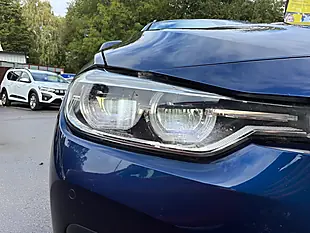 Used 2017 BMW 3 Series Se Blue - Interior and Exterior details 5