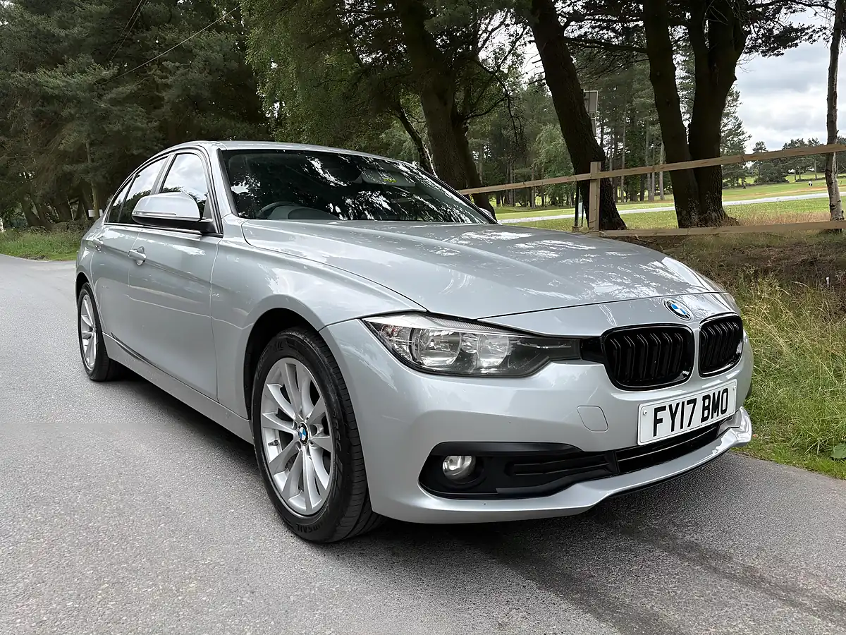Used 2017 BMW 3 Series Se Silver - Front View