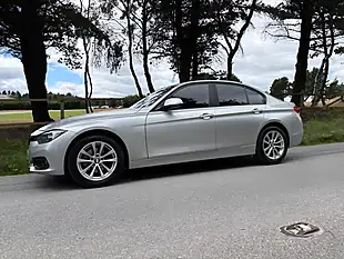 Used 2017 BMW 3 Series Se Silver - Interior and Exterior details 14