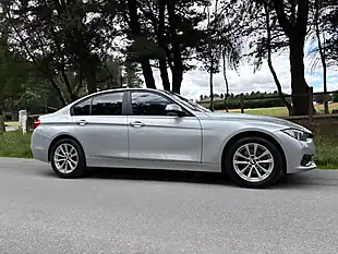 Used 2017 BMW 3 Series Se Silver - Interior and Exterior details 3