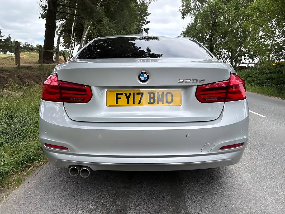 Used 2017 BMW 3 Series Se Silver - Interior and Exterior details 8
