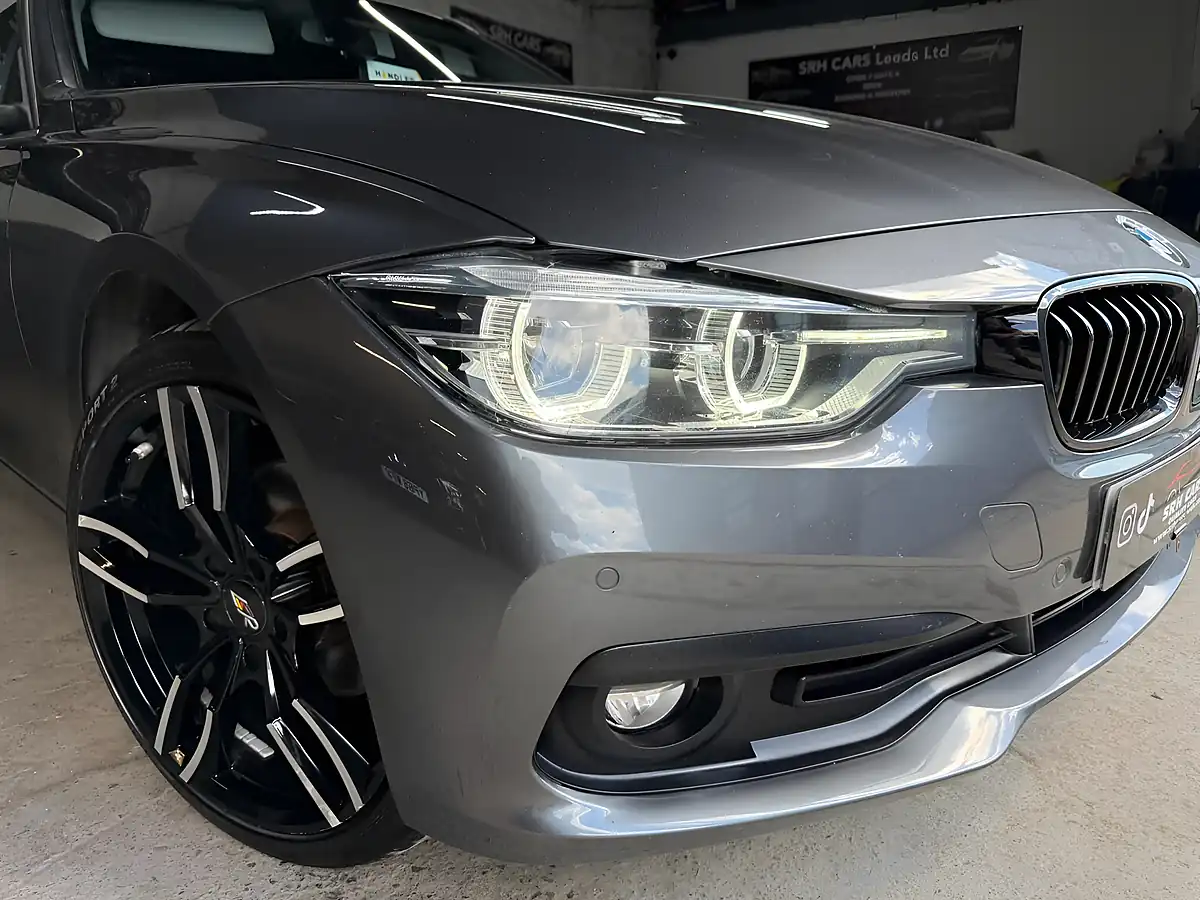 Used 2017 BMW 3 Series Se Touring Grey - Interior and Exterior details 6
