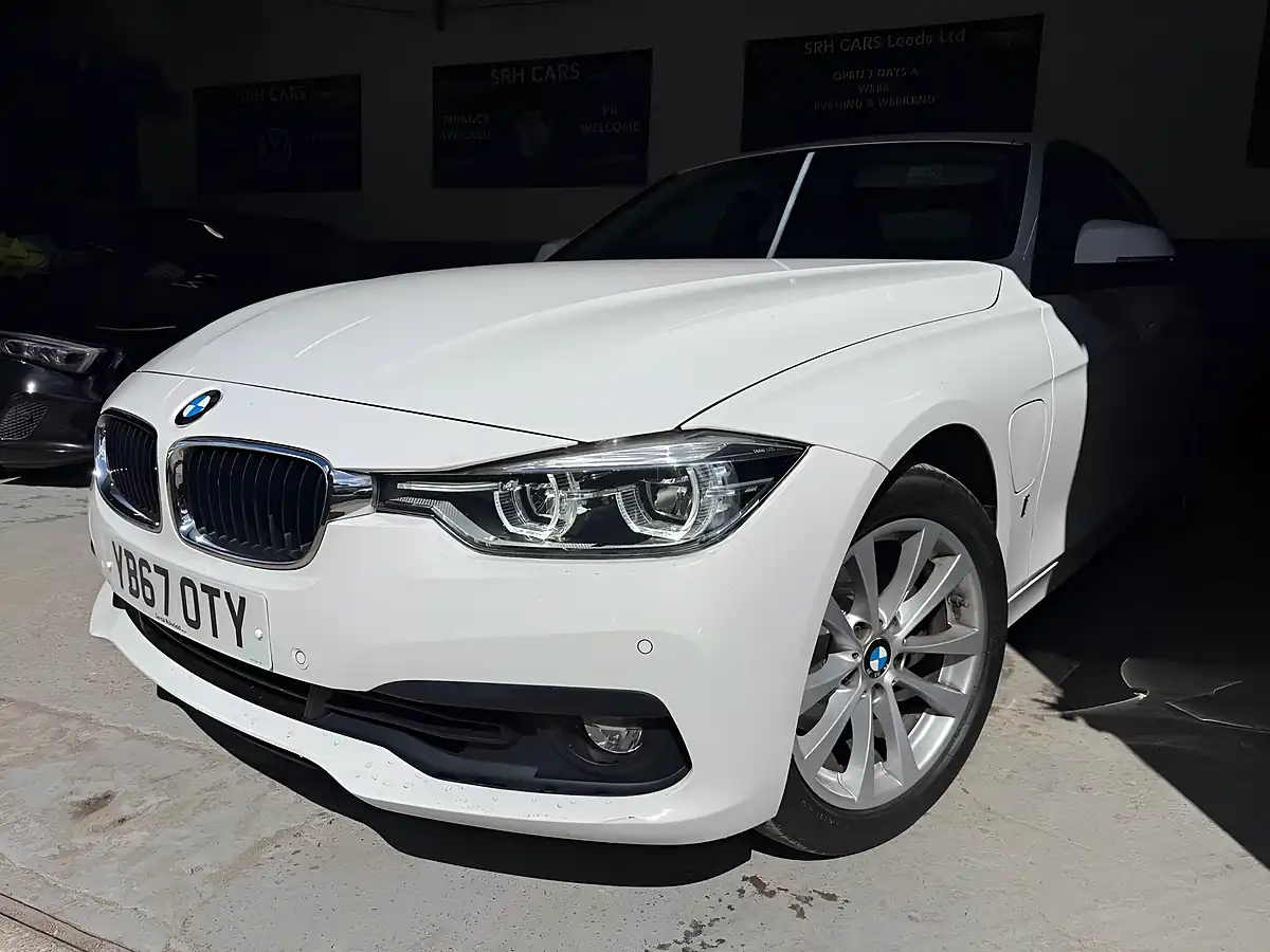 Used 2017 BMW 3 Series Se White - Interior and Exterior details 3