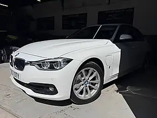 Used 2017 BMW 3 Series Se White - Interior and Exterior details 7