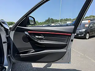 Used 2017 BMW 3 Series Sport Glacier Silver - Interior and Exterior details 11