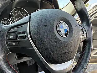 Used 2017 BMW 3 Series Sport Glacier Silver - Interior and Exterior details 13