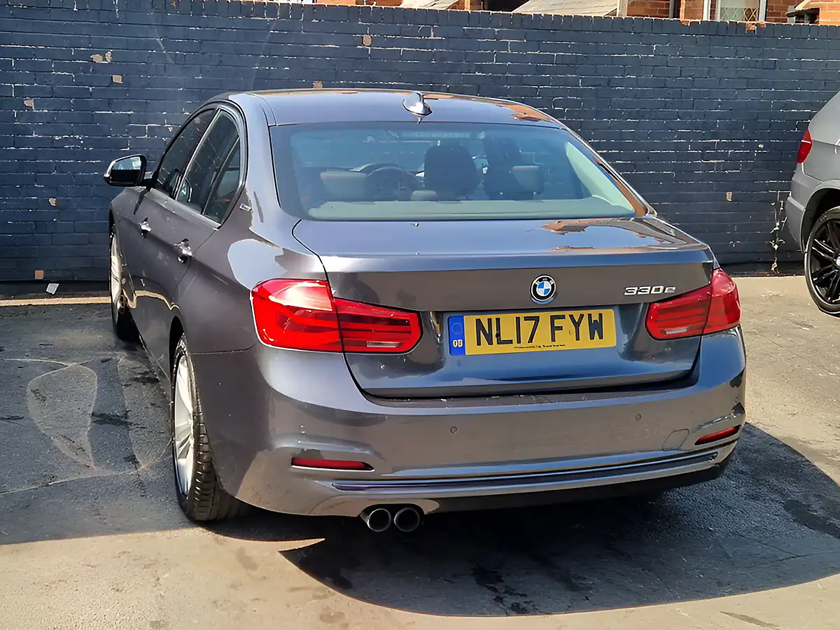 Used 2017 BMW 3 Series Sport Grey - Interior and Exterior details 8