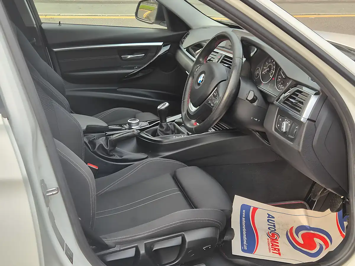 Used 2017 BMW 3 Series Sport Touring Xdrive White - Interior and Exterior details 2