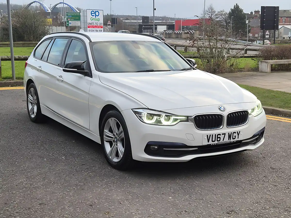 Used 2017 BMW 3 Series Sport Touring Xdrive White - Interior and Exterior details 9