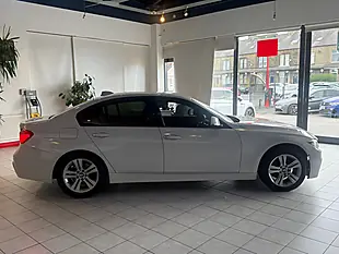 Used 2017 BMW 3 Series Sport White - Interior and Exterior details 12