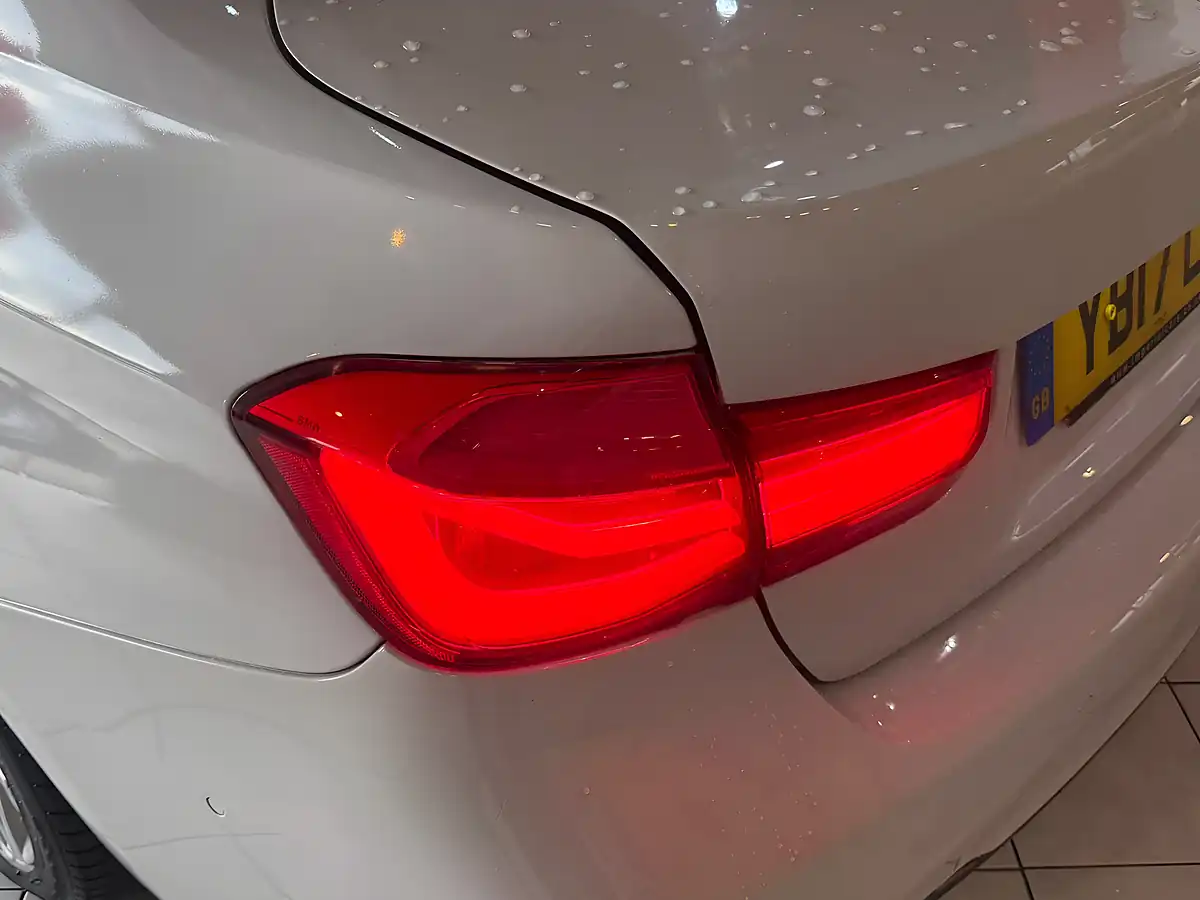 Used 2017 BMW 3 Series Sport White - Interior and Exterior details 8