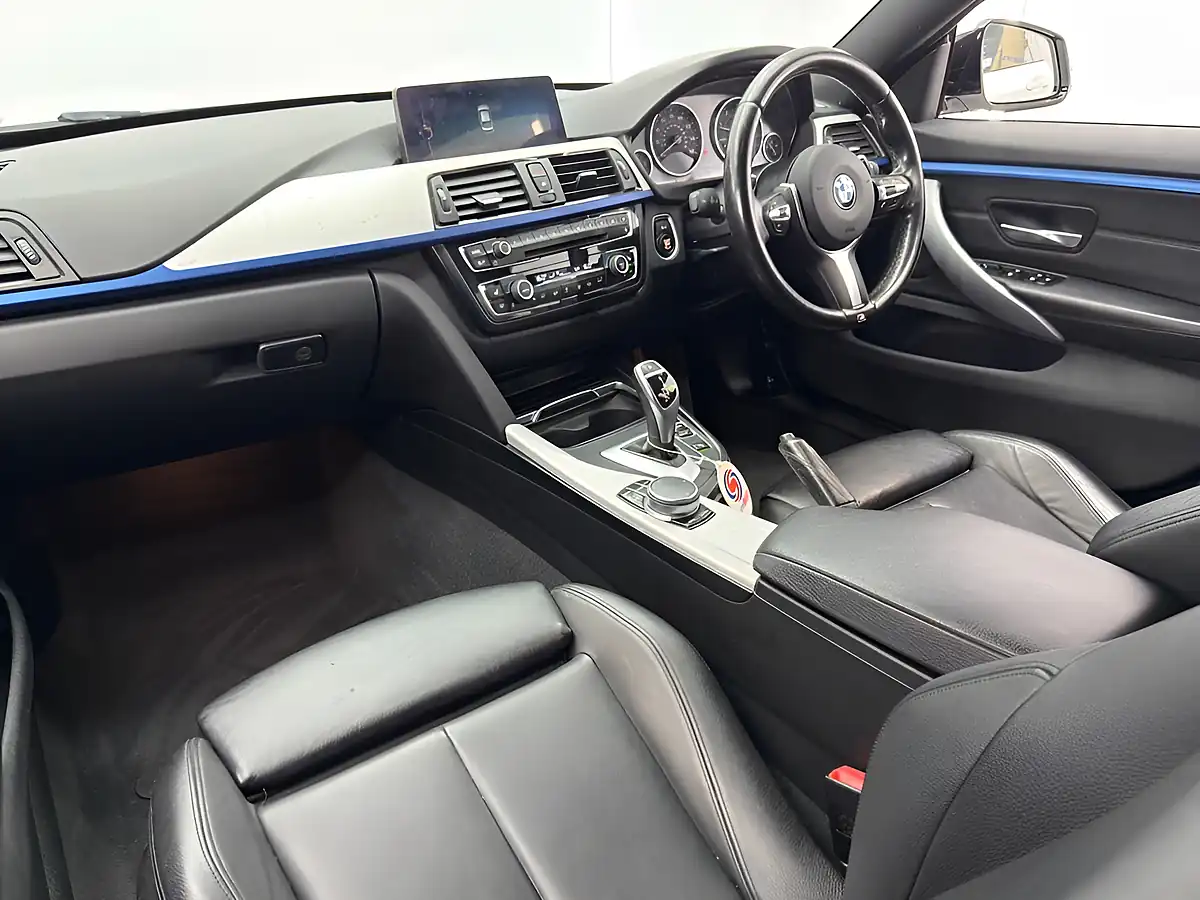 Used 2017 BMW 4 Series Gran Coupe M Sport Alpine White - Interior and Exterior details 12