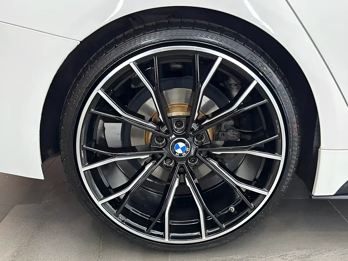 Used 2017 BMW 4 Series Gran Coupe M Sport Alpine White - Interior and Exterior details 8