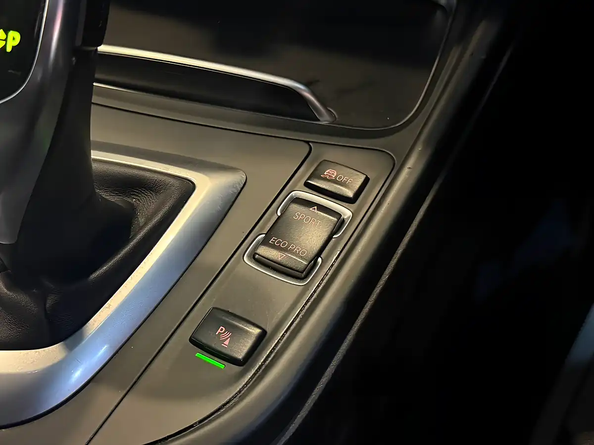 Used 2017 BMW 4 Series Gran Coupe M Sport Black - Interior and Exterior details 19