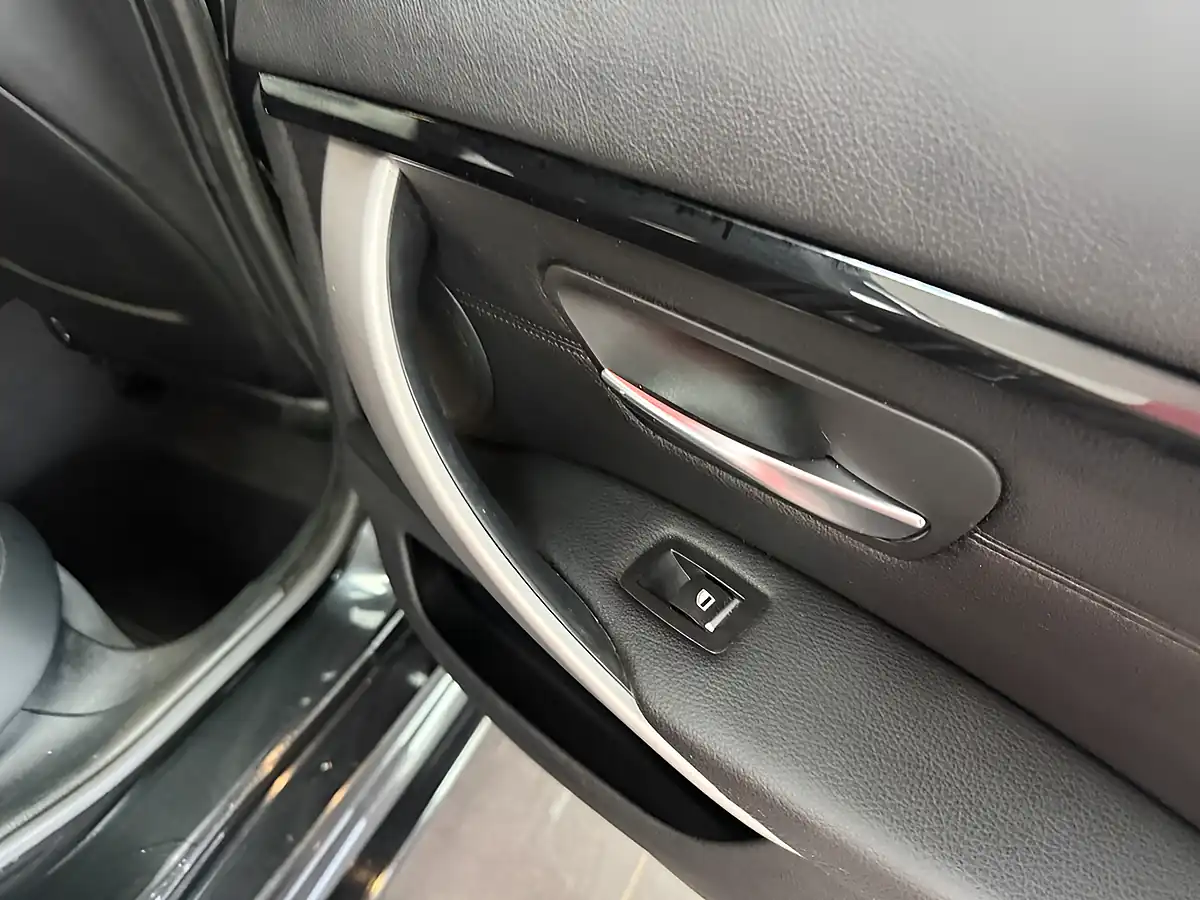 Used 2017 BMW 4 Series Gran Coupe M Sport Black - Interior and Exterior details 6