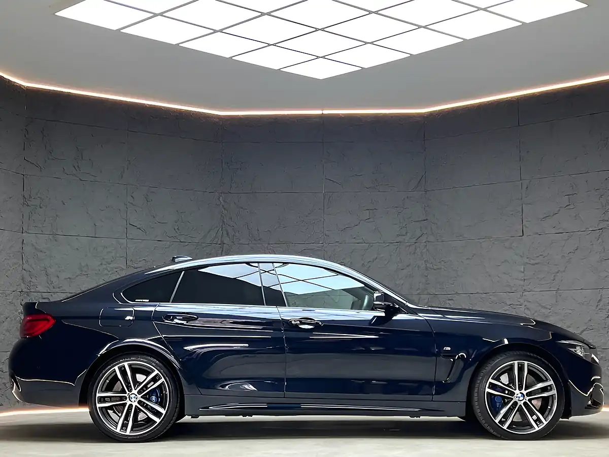 Used 2017 BMW 4 Series Gran Coupe M Sport Black Sapphire - Interior and Exterior details 15