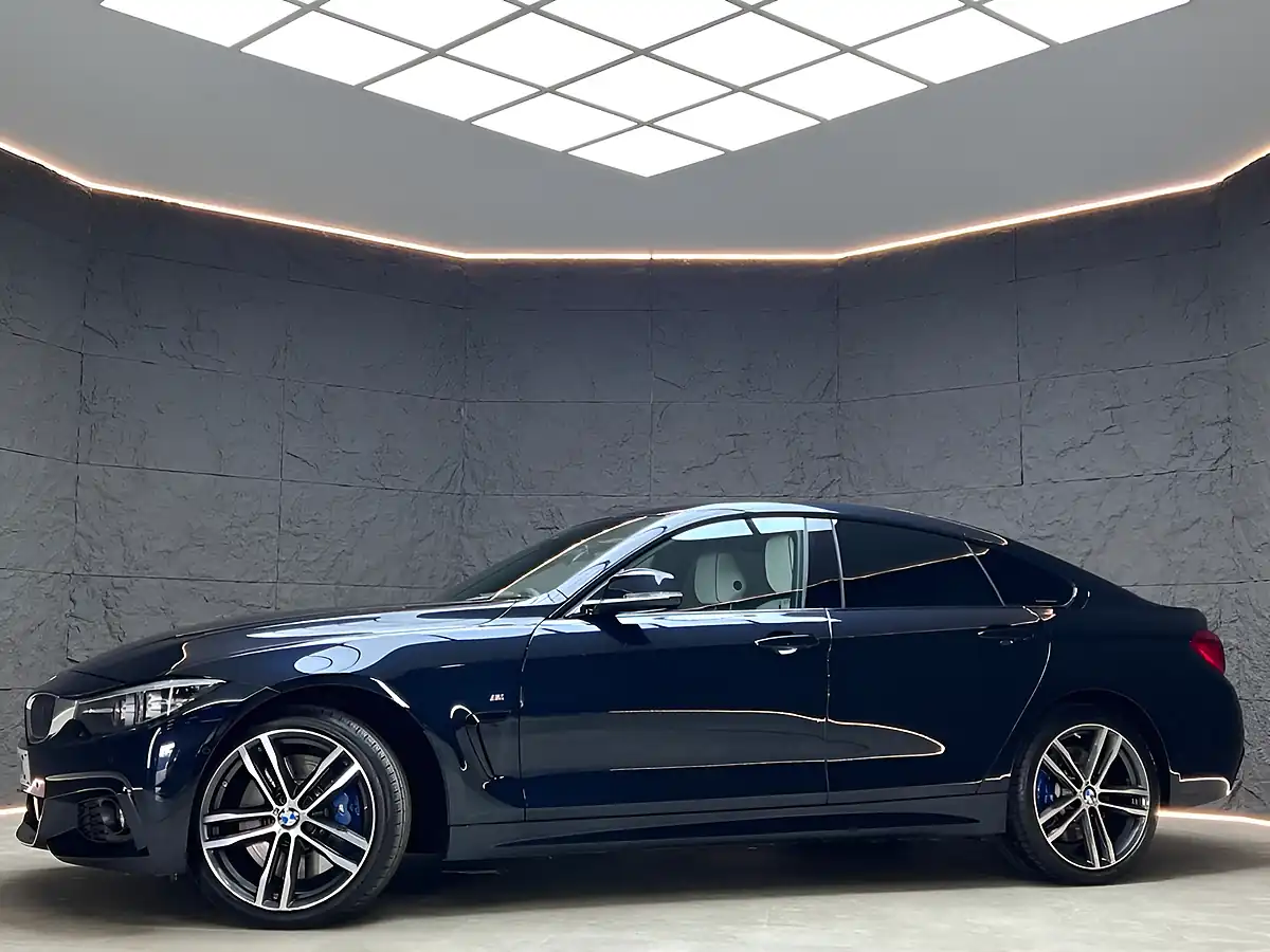 Used 2017 BMW 4 Series Gran Coupe M Sport Black Sapphire - Interior and Exterior details 9