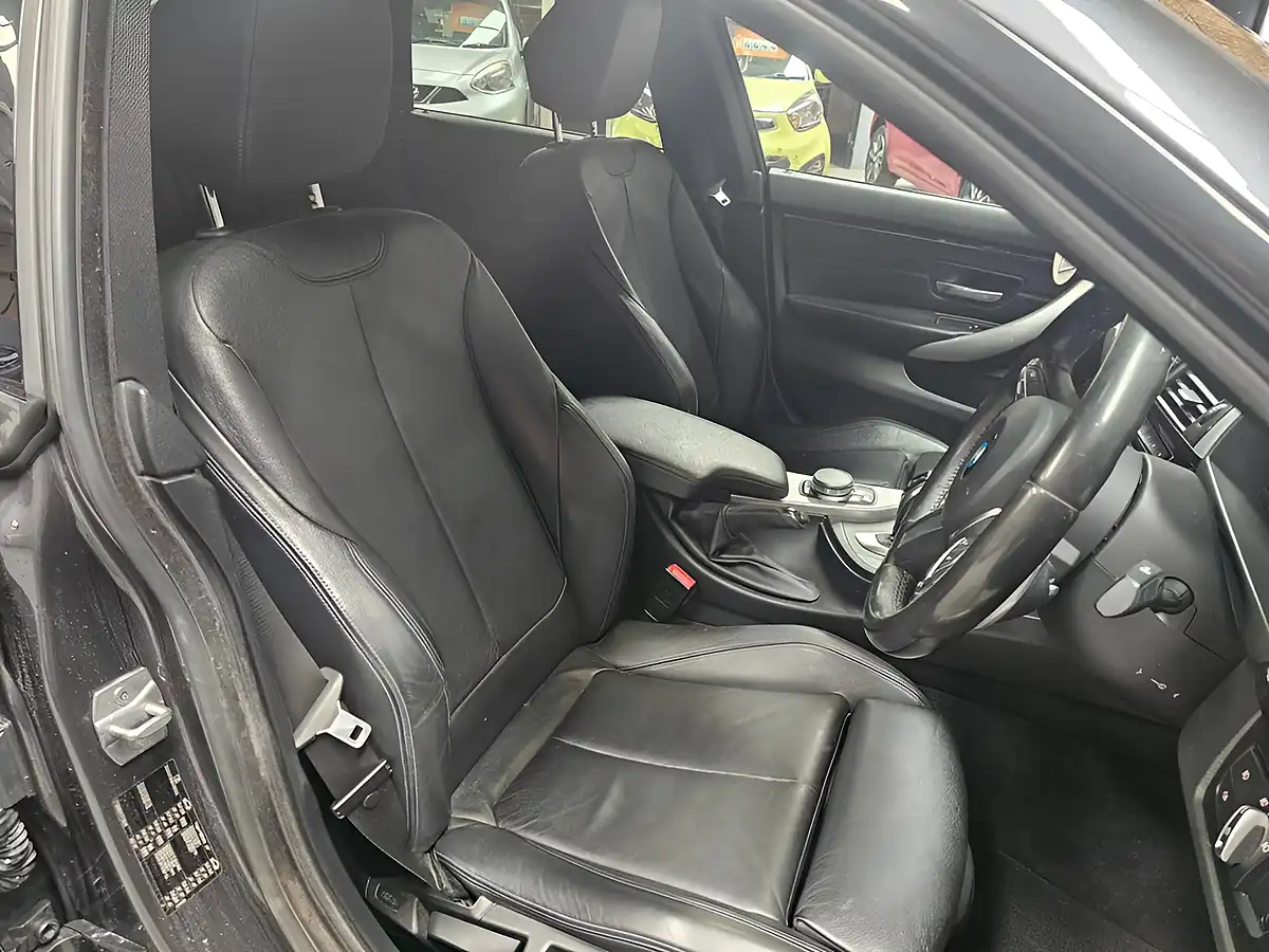 Used 2017 BMW 4 Series Gran Coupe M Sport Grey - Interior and Exterior details 15
