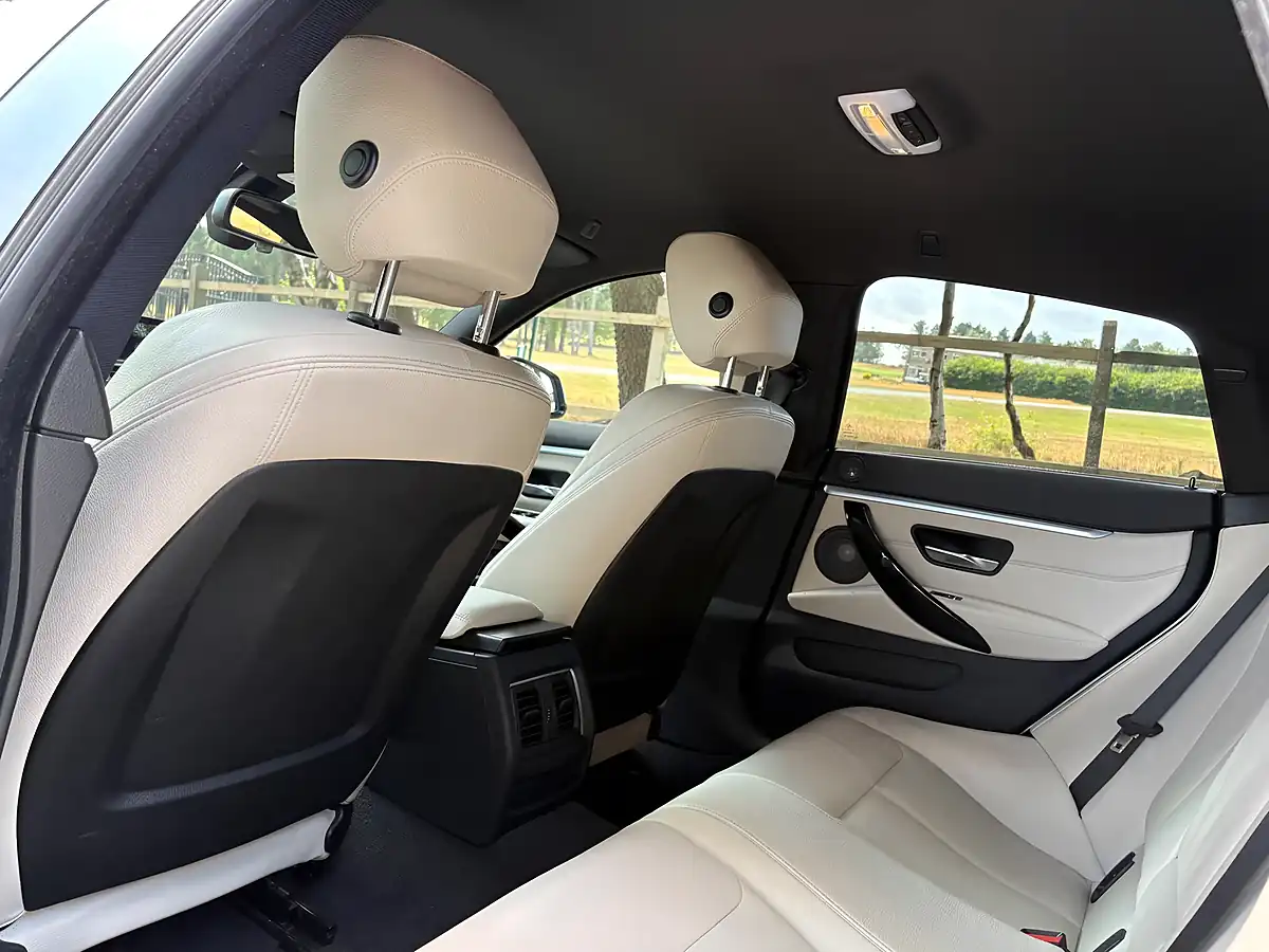 Used 2017 BMW 4 Series Gran Coupe M Sport Silver - Interior and Exterior details 15