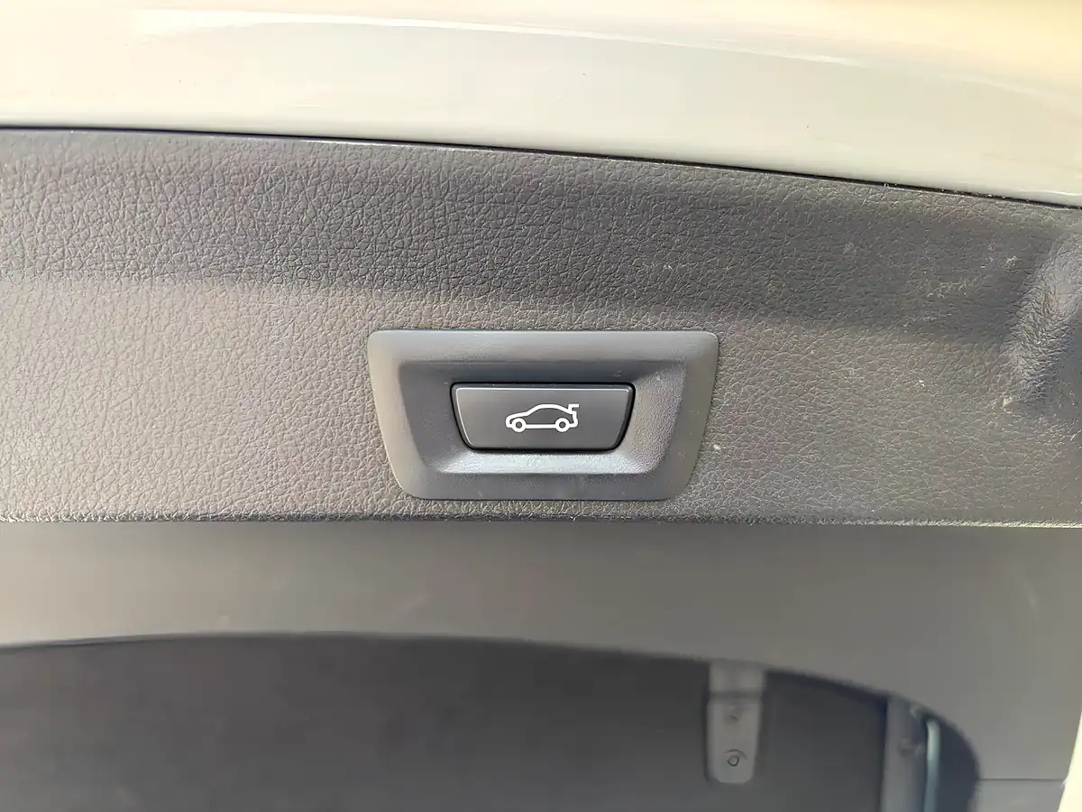 Used 2017 BMW 4 Series Gran Coupe M Sport Silver - Interior and Exterior details 17
