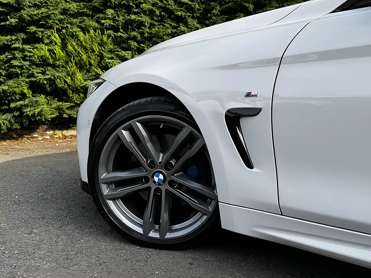Used 2017 BMW 4 Series Gran Coupe M Sport White - Interior and Exterior details 10