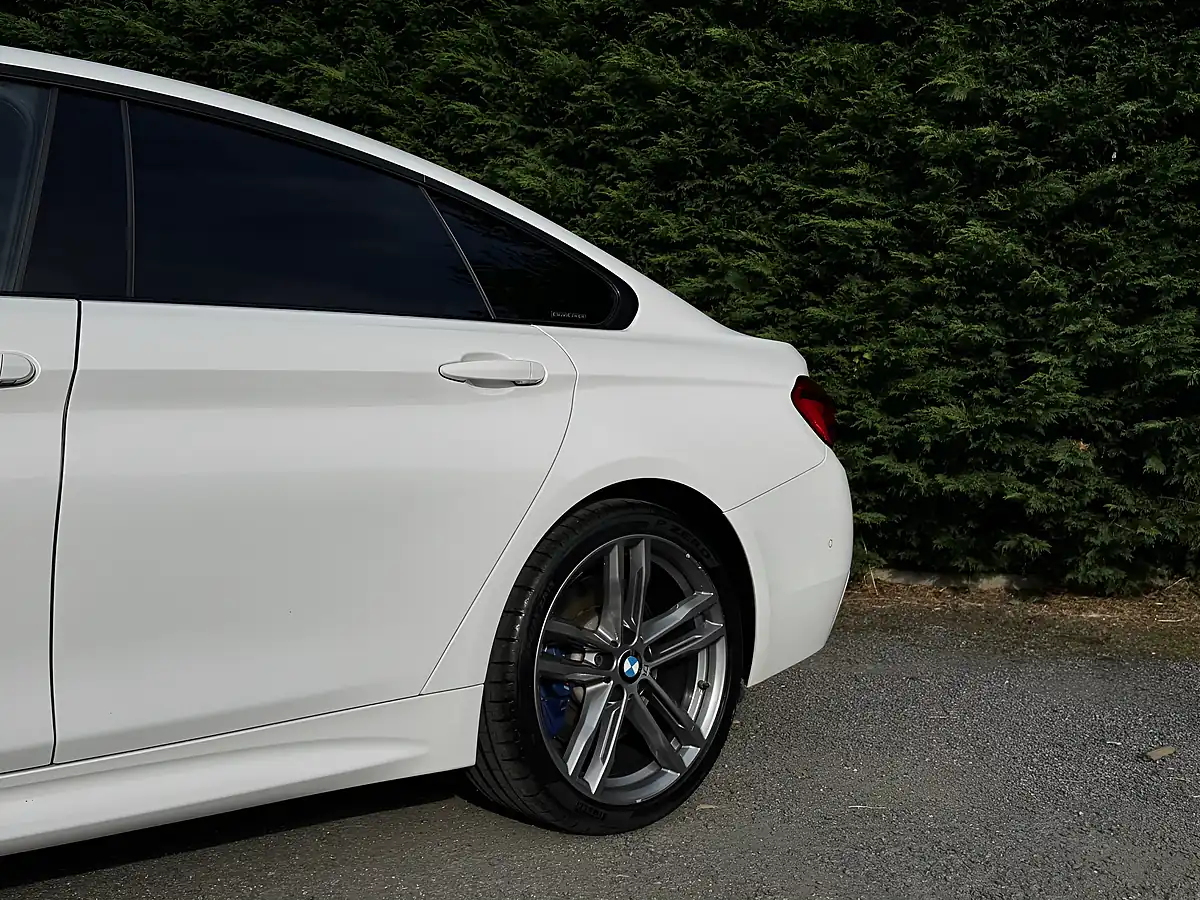 Used 2017 BMW 4 Series Gran Coupe M Sport White - Interior and Exterior details 11