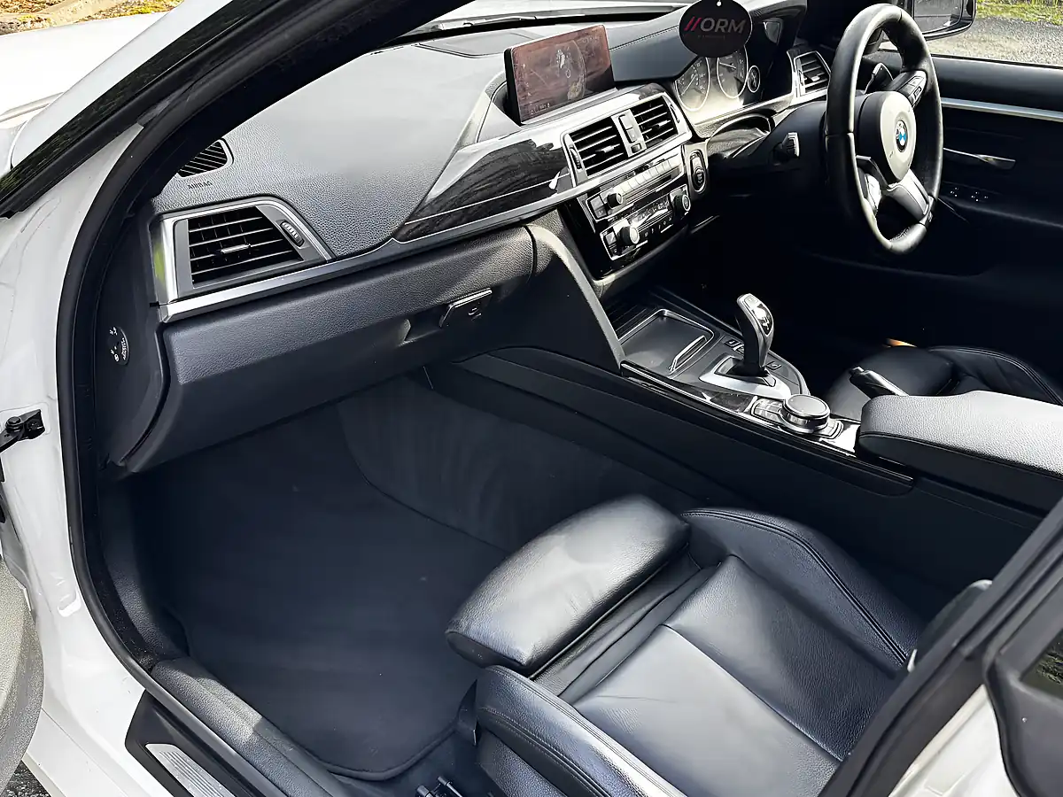 Used 2017 BMW 4 Series Gran Coupe M Sport White - Interior and Exterior details 17