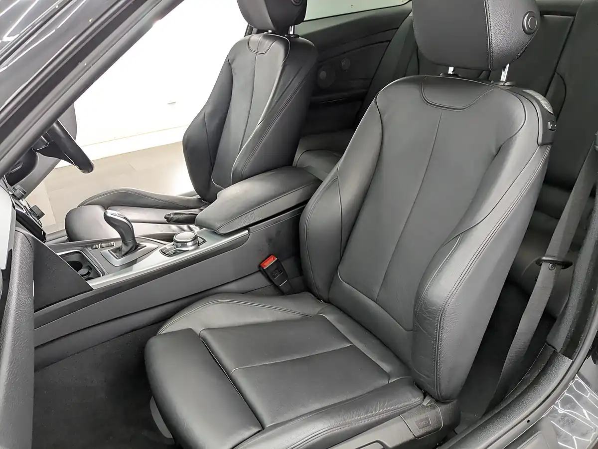 Used 2017 BMW 4 Series M Sport Black - Interior and Exterior details 13
